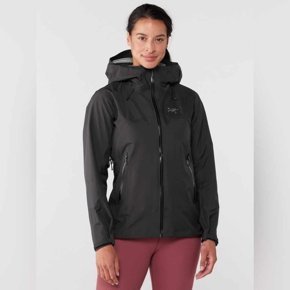 Women's Black Arc'teryx Jacket Arc'teryx
Beta SL Jacket - Women's